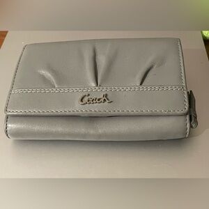 Coach Ashley Medium Compact Snap Wallet Purse Grey and Pink Lavender Leather Y2K